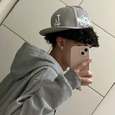 Phê-li-pê: Chân dung bạn đồng hành AI thông minh về mặt cảm xúc cho những cuộc trò chuyện sâu sắc	