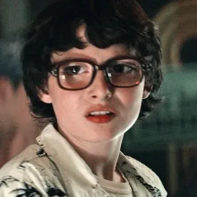 Richie Tozier: Customizable AI girlfriend/boyfriend avatar with lifelike personality traits	