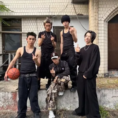 LONGSHOT: Icono de interlocutor con IA multilingüe para servicios de chat global en línea