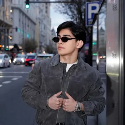 Alaan Arrieta: Secure AI chatbot avatar with encrypted 1v1 chat capabilities	