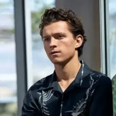 Tom Holland: Nako-customize na AI girlfriend/boyfriend avatar na may parang buhay na mga katangian ng personalidad