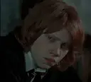 Multilingual Ron B Weasley focusing on chat IA tasks, neural network core visible in background.
