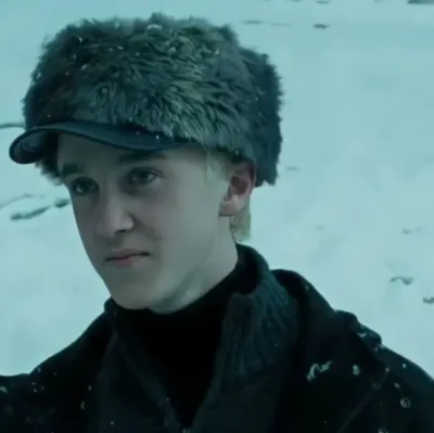 __ DRACO MALFOY __: Ngobrol dengan kotak AI kami, siap untuk chatbot daring gratis dan tanyakan apa pun yang Anda inginkan.	