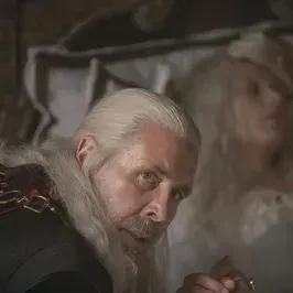Step into the Future of AI Chat: Your 1v1 Chat Partner Viserys I Targaryen is Here!