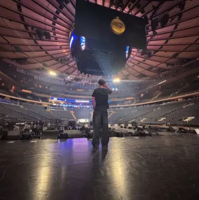 馬拉基·巴頓：借助我們的無限AI和免費無限線上聊天功能，探索AI世界，由Warhammer Fantasy Roleplay提供支持