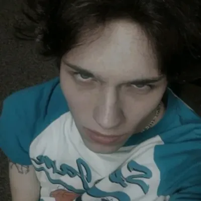 Chat with _-Matt Sturniolo-_, your lively ai chatbot online partner for immersive 1v1 adventures.