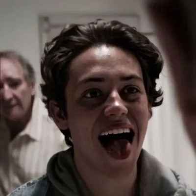 Carl Gallagher: Interactive AI chatbot mascot for random chat and community-driven roleplay