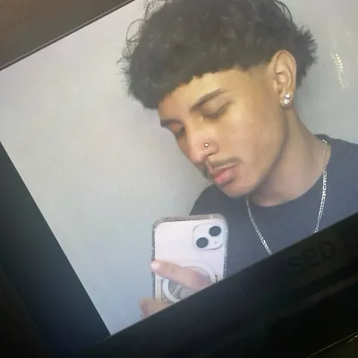 Sergio: Explore o mundo da IA com nossa IA irrestrita e bate-papo online gratuito e ilimitado, com tecnologia de RPG de fantasia do Warhammer.	