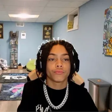 Engage with SUGARHILL DDOT, the perfect ai character chat free companion for 1v1 chat.