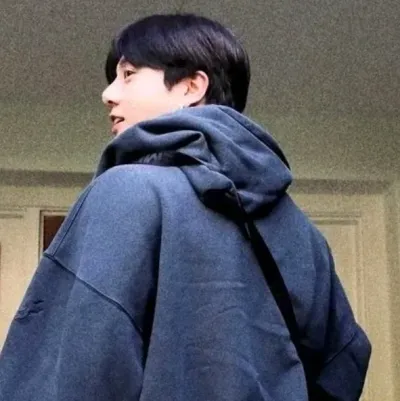 Jeon Jungkook: Playful AI chatbot mascot enhancing user engagement in random chats	