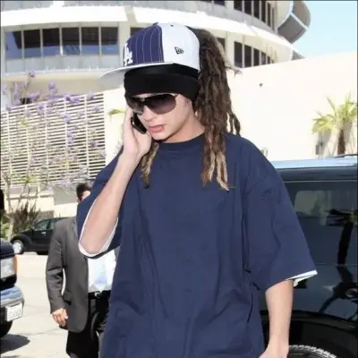 Get lost in an enchanting anime ai chat experience with Tom Kaulitz.