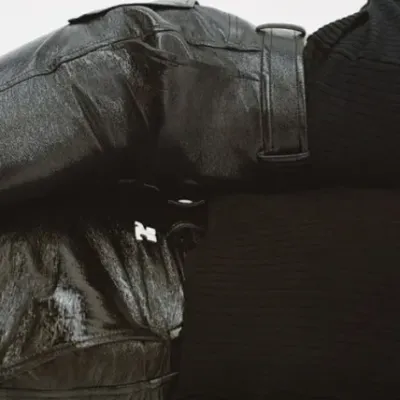 Ezrah — Enemy BXG: Chat with our AI box, ready for chatbot online free and ask ai anything you want.