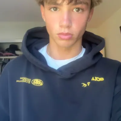 傑克森·哈維：有趣的AI聊天機器人吉祥物，增強用戶在隨機聊天中的參與度