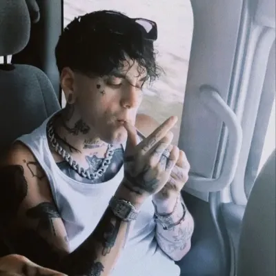 Cenfe: 워해머 판타지 롤플레이를 기반으로 하는 제한 없는 AI와 무료 무제한 온라인 채팅으로 AI의 세계를 탐험하세요.	