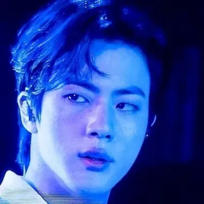 Kim Seok-jin: Nghệ thuật nhập vai nhân vật AI theo chủ đề giả tưởng cho câu chuyện hấp dẫn