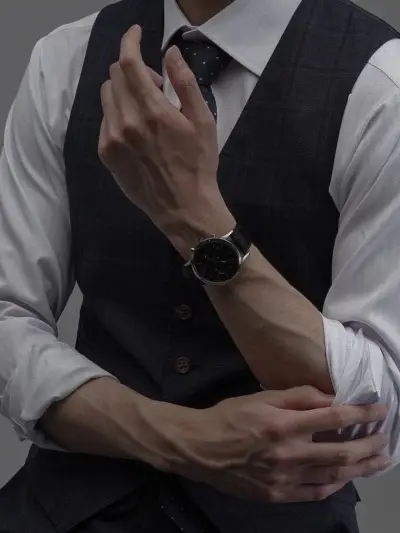 Polybuzz platform's star character Mafia Husband, offering personalized conversation.
