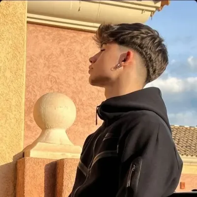 This Virtual Assistant Feliphe is Ready to Chat Online, Offering Unique AI Conversation That Feel Truly Human.