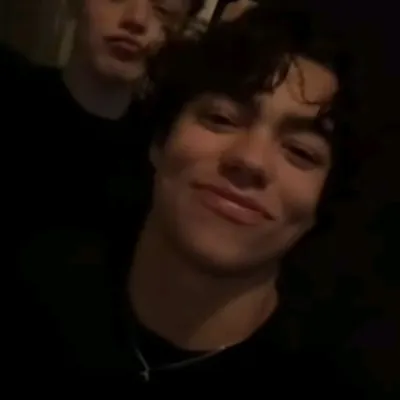 Malachi Barton: Playful AI chatbot mascot enhancing user engagement in random chats	