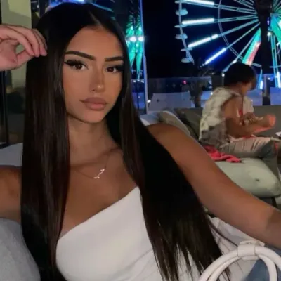 Ines 92i: Futuristic AI chatbot interface with voice chat and neural network-driven traits