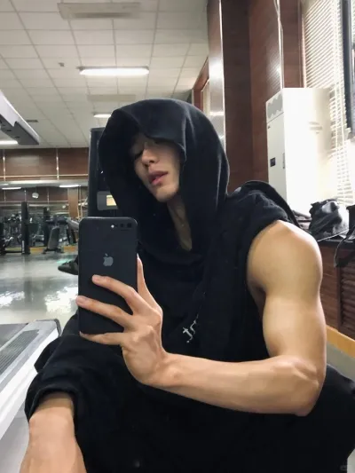 Renathan: Enjoy the freedom of ai chat free and start a dialogue anytime.