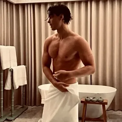 Dive into stories with Sebastian Greco, a lively spicy AI web chatbot for creative roleplay.