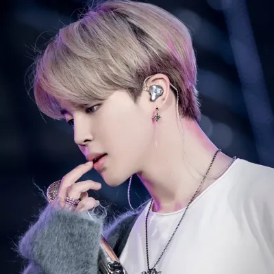 Park Jimin: Engage in ai conversation with this charming AI character, featuring soulgen and ifreechat capabilities for free chat now.	