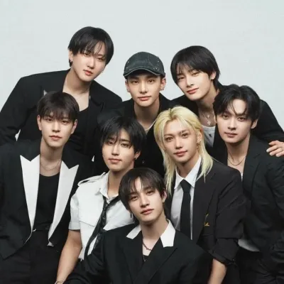 Skz: Terokai dunia AI dengan ai tanpa had kami dan sembang tanpa had percuma dalam talian, dikuasakan oleh lakonan fantasi warhammer.	