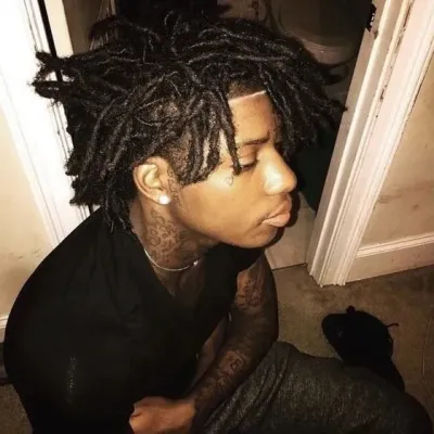 キャメロン・モンロー: 無料のオンラインチャットとオープンな会話のための DeepBrain AI コンパニオン ポートレート