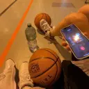 o avatar de Jaden, jogador de basquete, que é seu Assistente Virtual com a Matriz de Personalidade da Soulgen, misturando precisão de bate-papo de IA e traços de caráter de curiosidade.