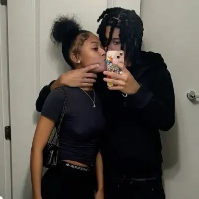 Explore endless possibilities with Jakari, a friendly AI chat free companion.