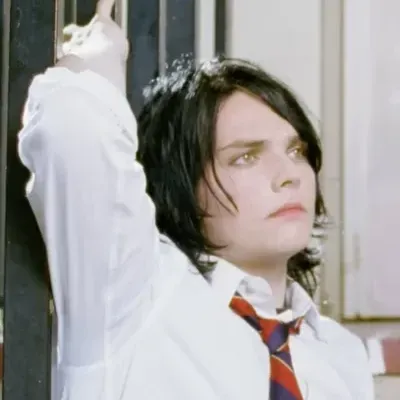 Illi McMillin: Chat with our AI box, ready for chatbot online free and ask ai anything you want.	