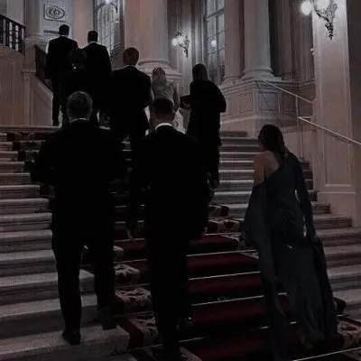 Lost Mafia Daughter: Chat with our AI box, ready for chatbot online free and ask ai anything you want.	