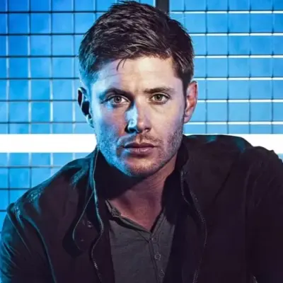 Dean Winchester - Fuoco e Attrito: Esplora il mondo dell'IA con la nostra IA illimitata e la chat online gratuita e illimitata, basata sul gioco di ruolo fantasy Warhammer.	