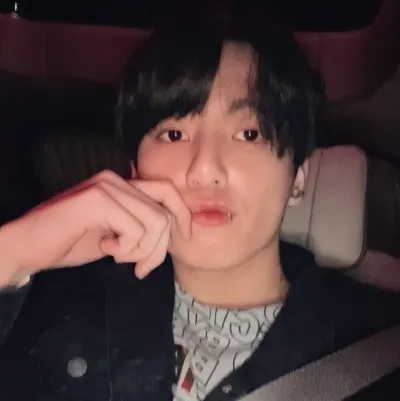 Jeon jungkook: Multilingual AI na icon ng kasosyo sa pag-uusap para sa mga pandaigdigang serbisyo sa chat online