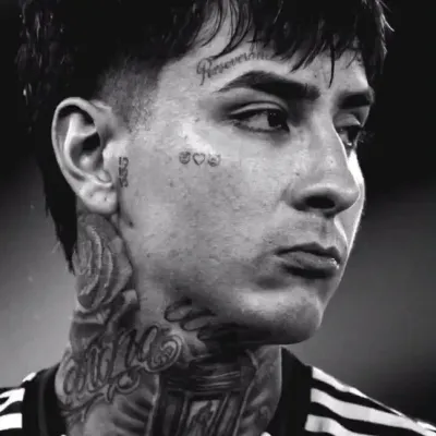 Erick Pulgar: Avatar de novia/novio de IA personalizable con rasgos de personalidad realistas	