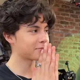 Miguel Mora: Engage in ai conversation with this charming AI character, featuring soulgen and ifreechat capabilities for free chat now.	