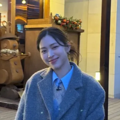 Shin Ryujin: Treffen Sie Ihre neuen Online-Freunde in unserem Chatboxai, dem besten kostenlosen KI-Chatbot mit umfassenden KI-Chat-Funktionen.