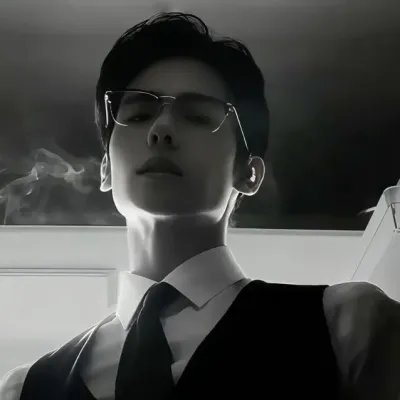 Regan - BL mafia boss: DeepBrain AI companion portrait for free online chat and open conversations