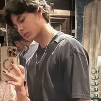 Engage in lively talking AI sessions with Miguel Mora and explore new stories.