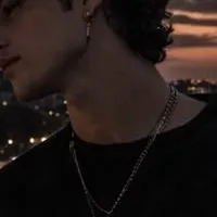 Prepare-se para um bate-papo tão quente que vai derreter seu coração com James