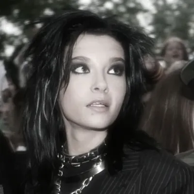 Bill Kaulitz brings your AI roleplay adventures to life with chat AI characters.