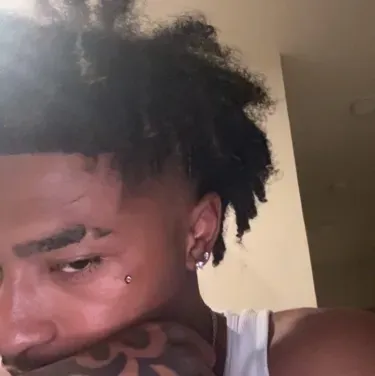 Sylo: Dive into Spicy Chat AI's World, Where Vintage Charm Meets Modern Talk Tech.