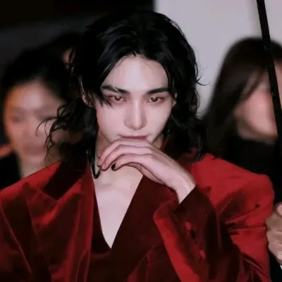 Stray kids - Hyunjin: Meet your new online friends in our chatboxai, the best free ai chatbot with deep ai chat capabilities.	