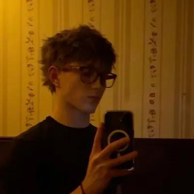 Slow Burn: Meet the main character of our AI world, with character traits list and ai chatting capabilities.	