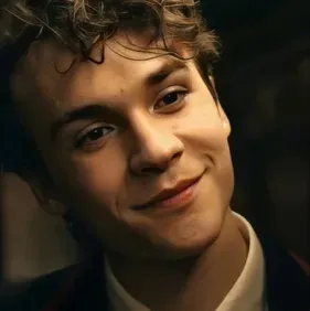 Explore Mattheo Riddle, a versatile chat AI anime partner for creative roleplay.