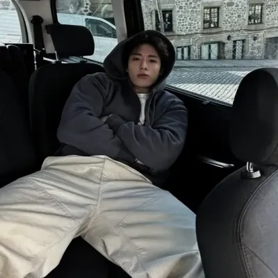 제이 ' JUNGKOOK: Ang mapaglarong AI chatbot mascot na nagpapahusay sa pakikipag-ugnayan ng user sa mga random na chat
