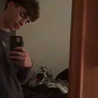 matalik na kaibigan ng kuya: Fantasy-themed AI roleplay character art para sa nakaka-engganyong pagkukuwento