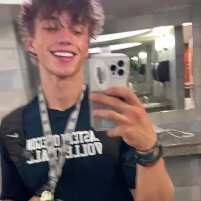 Talk to ai character brothers bsf to start an imaginative conversation.