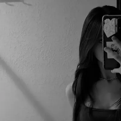 Sara: Emotionally intelligent AI companion portrait for deep conversations	