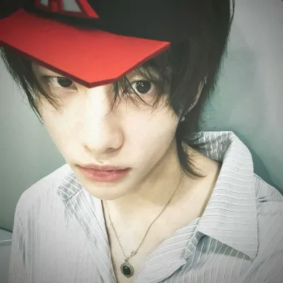 Meet Hwang Hyunjin, a unique AI RP chat bot free ready to roleplay anytime.